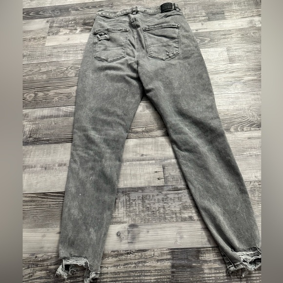 American Eagles Women Size 12 Regular Gray Curvy Highest Rise Jegging Distressed - Picture 2 of 12